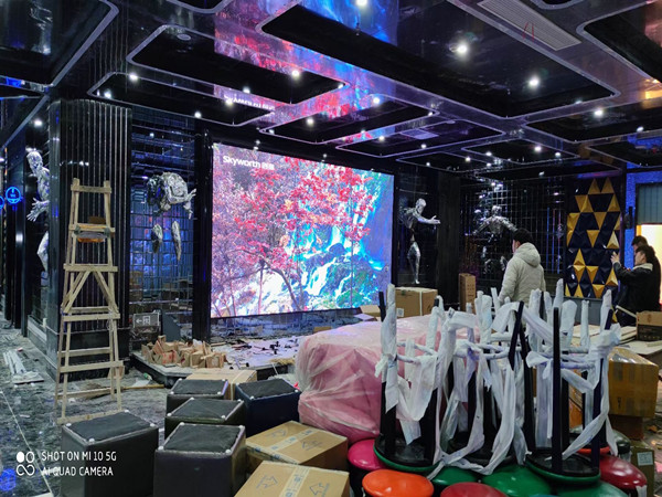 维西室内P2.5全彩显示屏